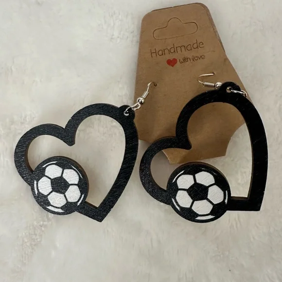 Gorgeous Earring Bundle - Picture 8 of 10